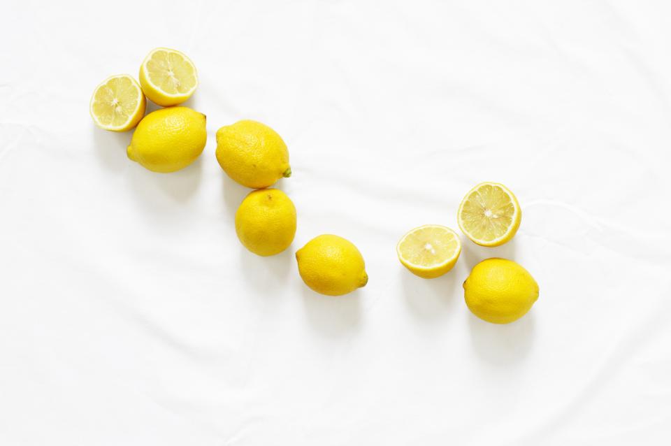 Organic lemon juice and fresh lemons